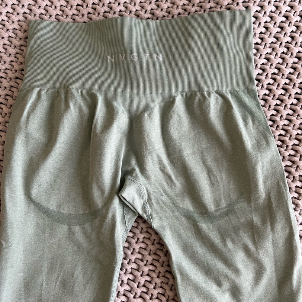 NVGTN contour leggings in green